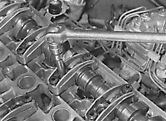 Головка блока цилиндров Mercedes-Benz W124
